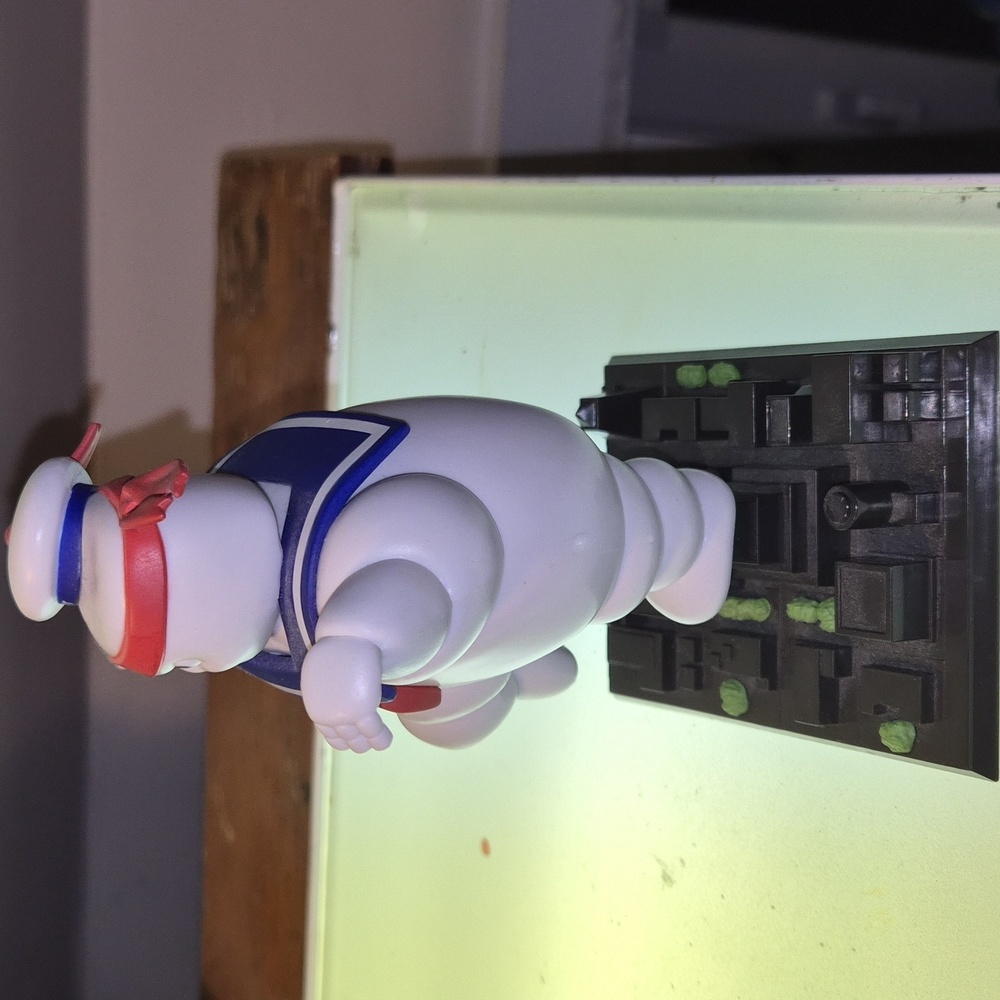 October 2017 Loot Crate DX Exclusive Ghostbusters Karate Puft 6" Figure - Picture 2 of 8